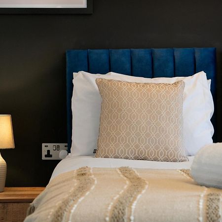 Newark House Premium Apartments With Sofa Beds - Wifi - Free Parking - Perfect For Contractors! Peterborough Zewnętrze zdjęcie