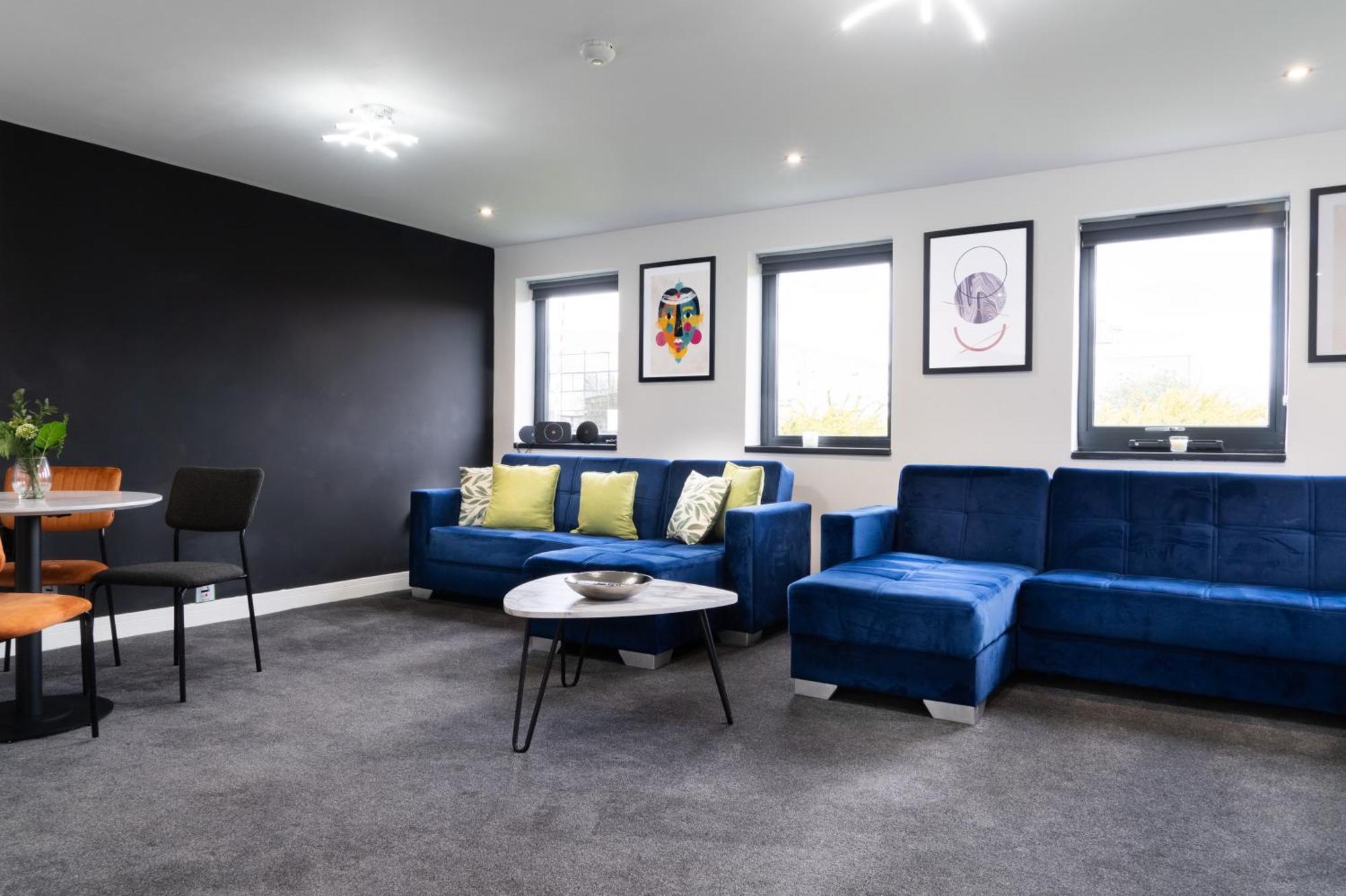 Newark House Premium Apartments With Sofa Beds - Wifi - Free Parking - Perfect For Contractors! Peterborough Zewnętrze zdjęcie